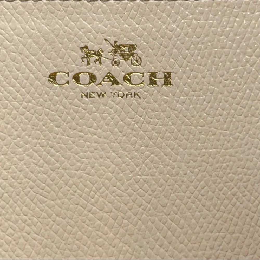 Coach Two-Tone Leather Wristlet in Navy and Cream - Picture 5 of 16